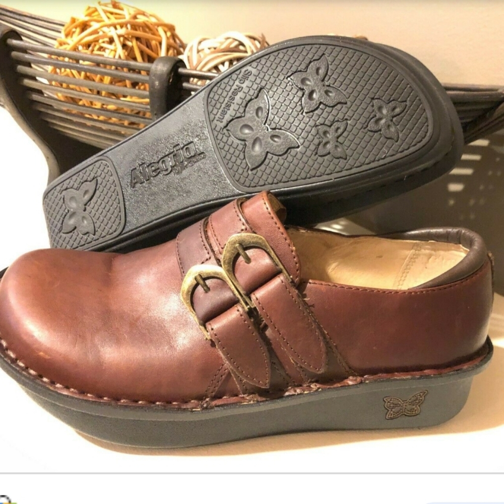 Alegria Pro Alli brown leather slip on shoes